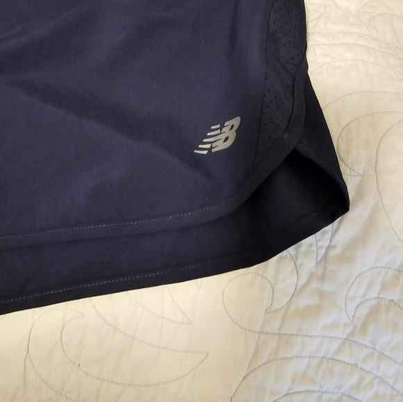 New Balance Navy Blue Polyester Active Shorts Women's Plus Size 2XL NWT - Picture 8 of 9